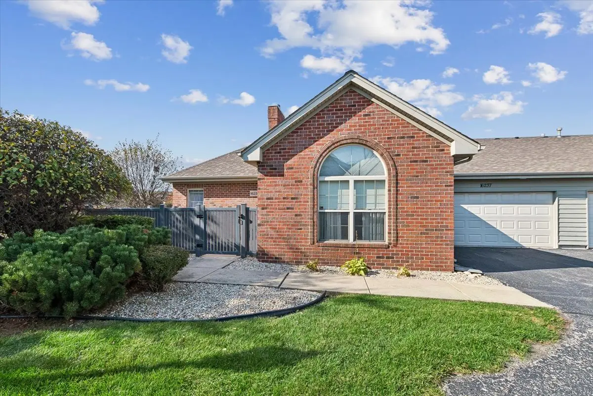 16237 Michigan Avenue #16237, South Holland, IL 60473 - #1