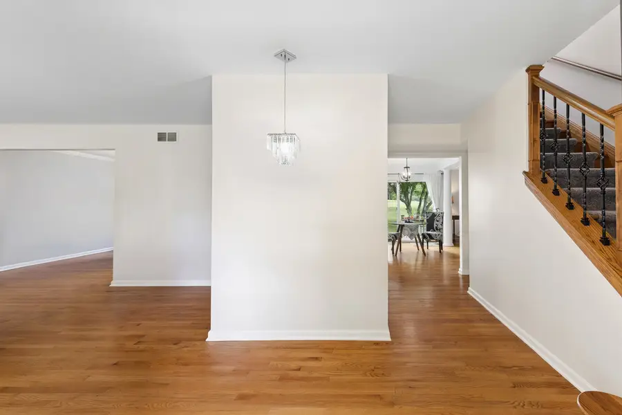8425 Creekside Lane, Darien, IL 60561 - #2