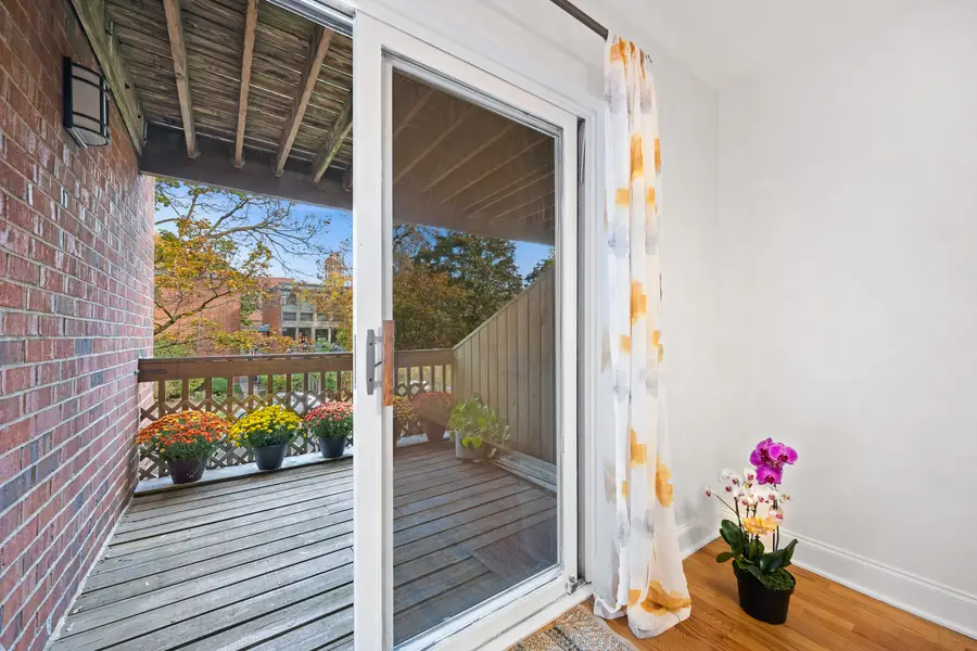 2036 N Larrabee Street #8202, Chicago, IL 60614 - #3