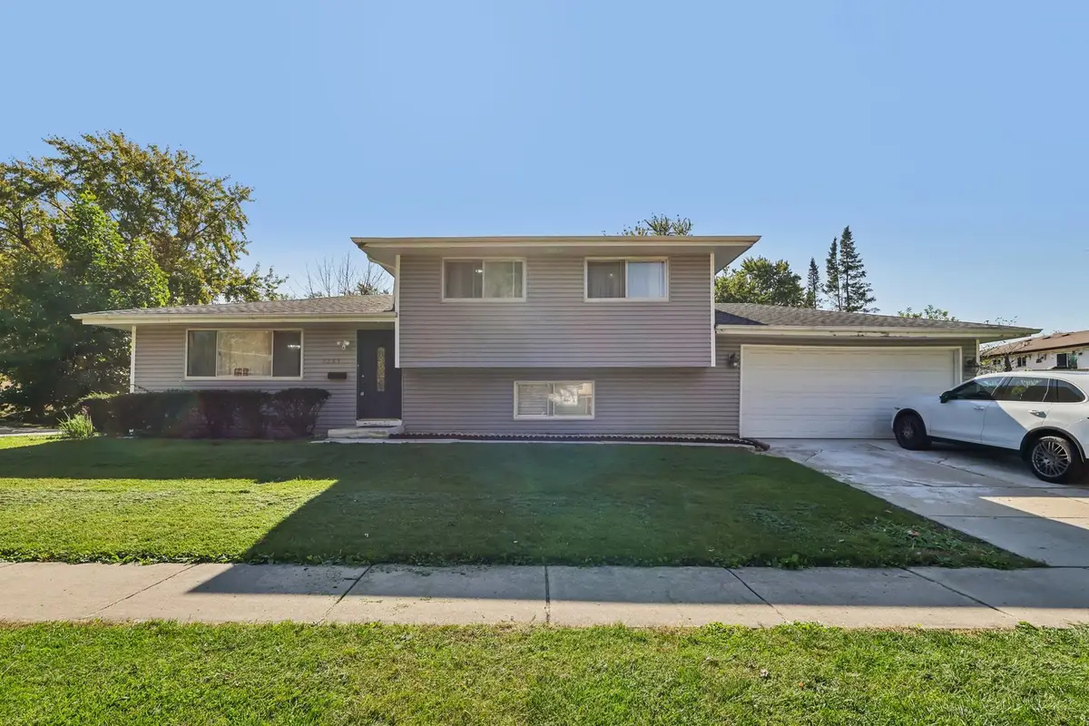 2261 Poplar Avenue, Hanover Park, IL 60133 - #1