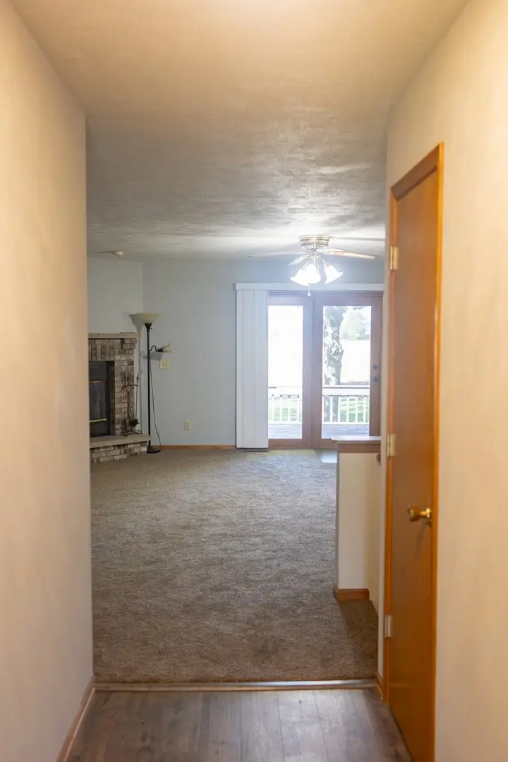 418 Royal Avenue, Belvidere, IL 61008 - #2