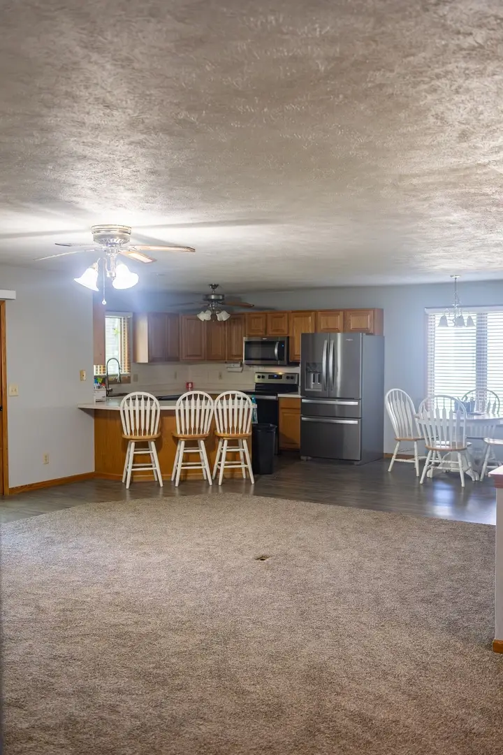 418 Royal Avenue, Belvidere, IL 61008 - #3