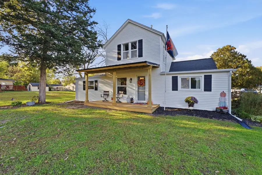 1503 1st Avenue A, Rapids City, IL 61278 - #2