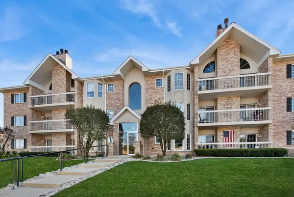 7775 Bristol Park Drive #2SE, Tinley Park, IL 60477