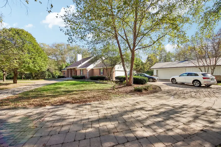 47W975 Lenschow Road, Hampshire, IL 60140 - #3