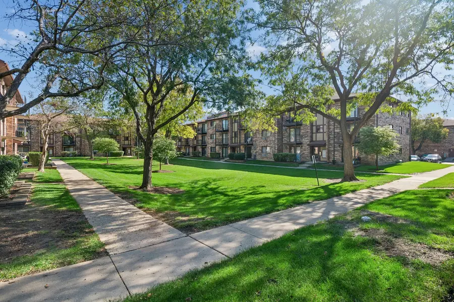 230 Klein Creek Court #1A, Carol Stream, IL 60188 - #2