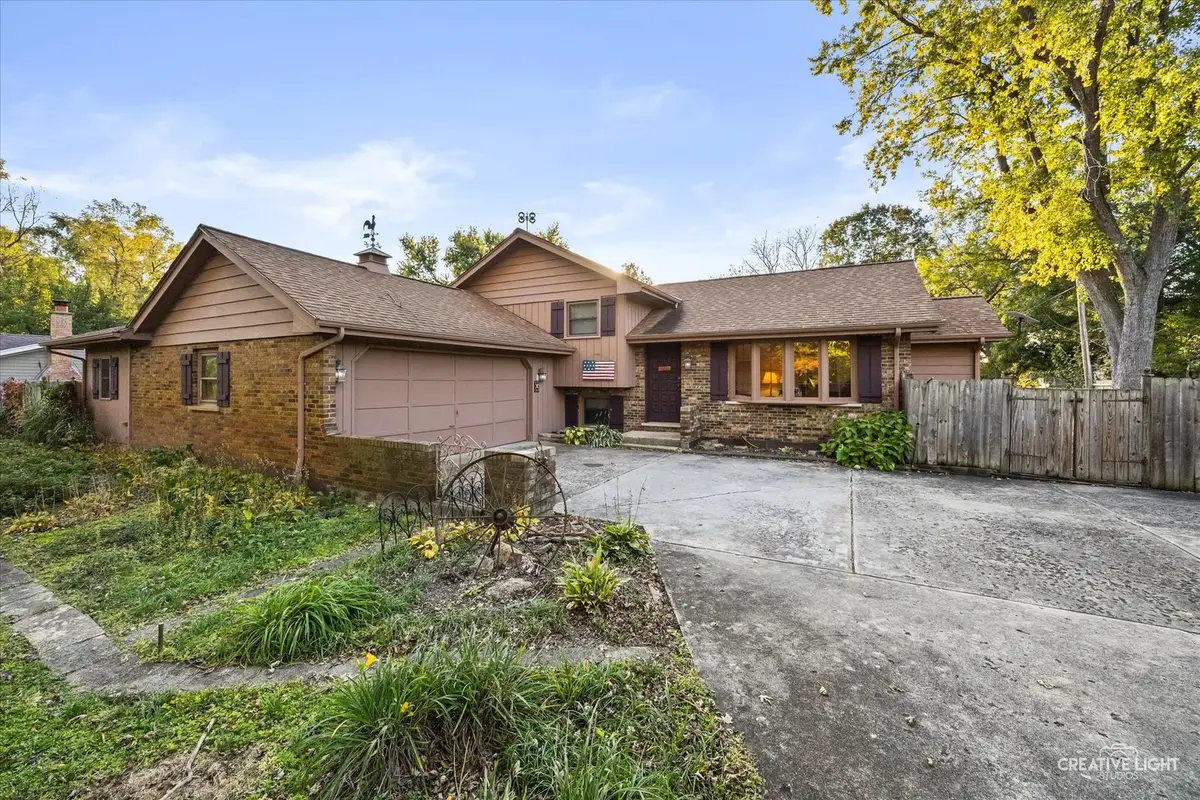 11S008 River Drive, Naperville, IL 60565 - #1