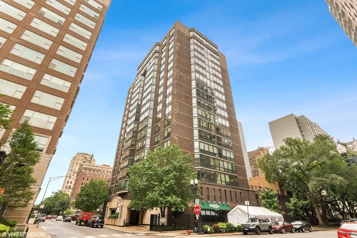 21 W Goethe Street #6F, Chicago, IL 60610 - #1