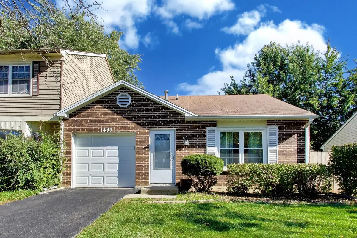 1433 Oxford Street, Carol Stream, IL 60188 - #1