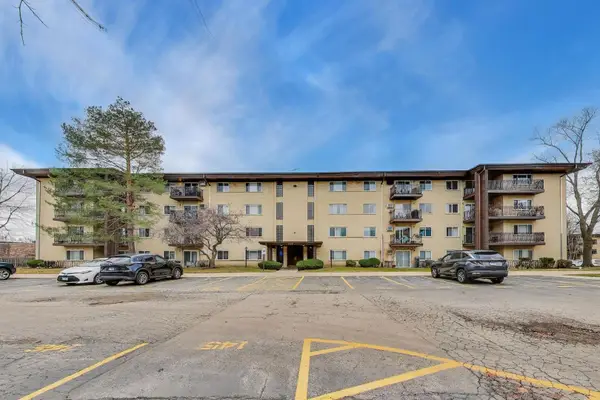 445 S Cleveland Avenue #302, Arlington Heights, IL 60005