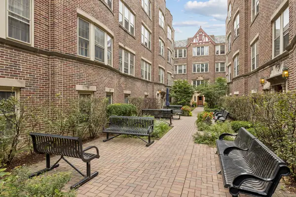 1130 Washington Boulevard #3A, Oak Park, IL 60302