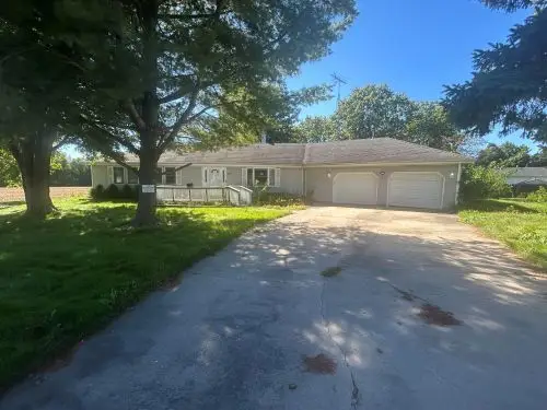 393 9th Street, Mazon, IL 60444 - #1
