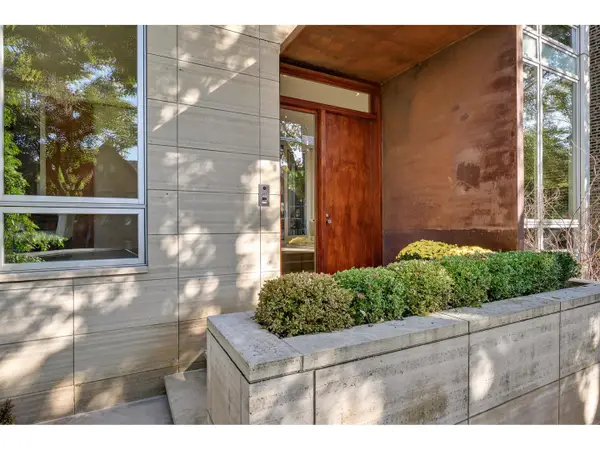 1837 N Winchester Avenue, Chicago, IL 60622