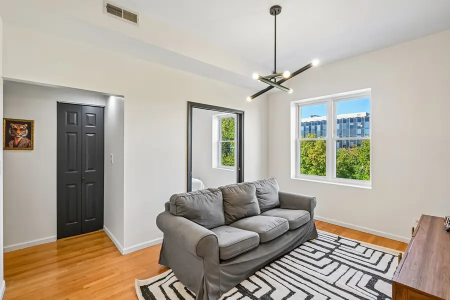 1125 E 61st Street #3, Chicago, IL 60637 - #2