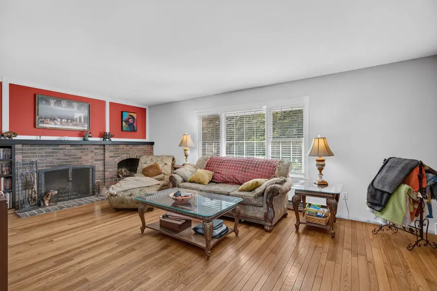 290 W 3rd Street, Coal City, IL 60416 - #3