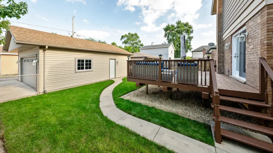 11001 S Ridgeway Avenue, Chicago, IL 60655 - #3
