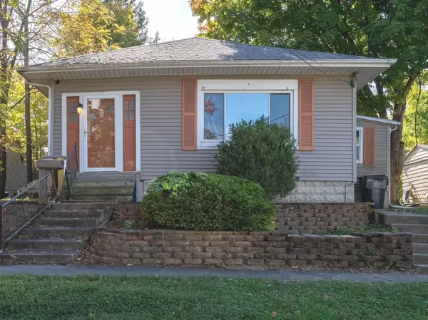 1106 W Taylor Street, Bloomington, IL 61701