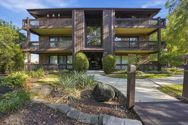 9535 Southwest Highway #2, Oak Lawn, IL 60453