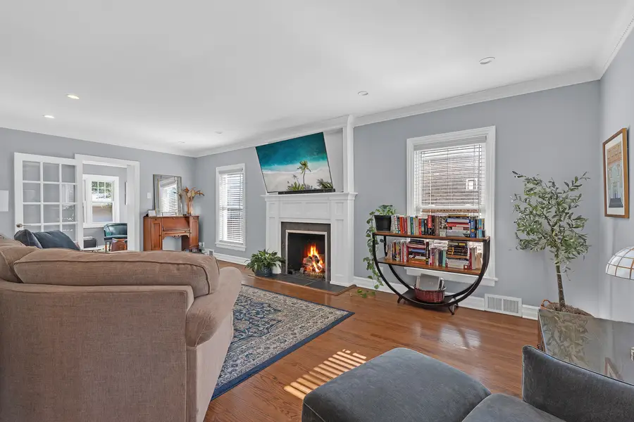 9415 S Hamilton Avenue, Chicago, IL 60643 - #3