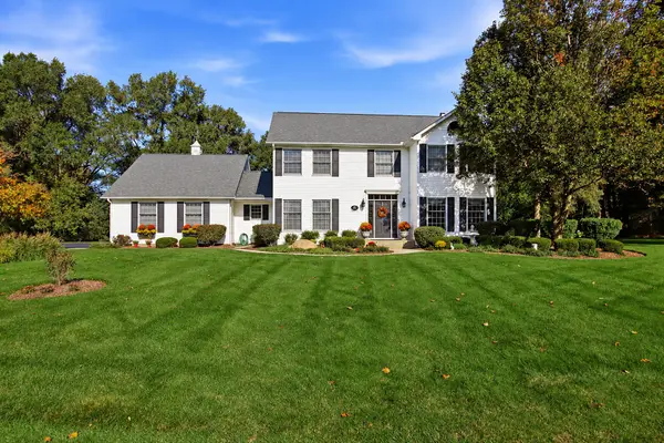 1600 Charnbrook Drive, Johnsburg, IL 60051