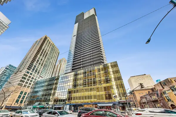 10 E Ontario Street #1506, Chicago, IL 60611