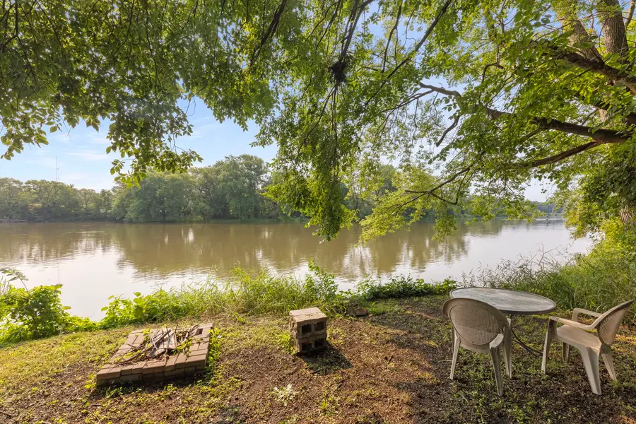 127 S River Street, Montgomery, IL 60538 - #2