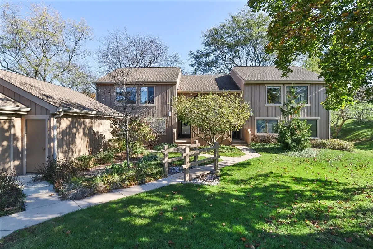 746A Oak Hill Road #A, Lake Barrington, IL 60010 - #1