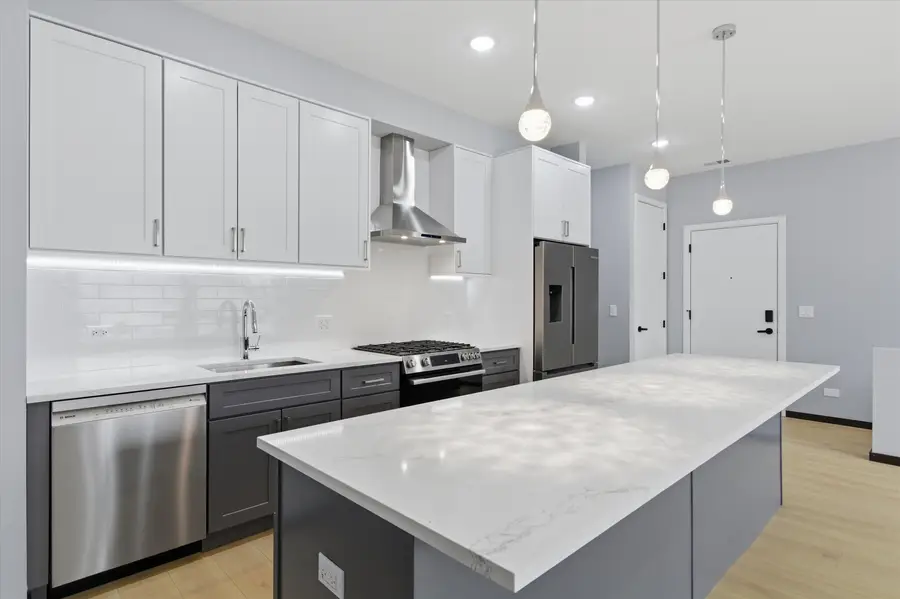 5830 N Lincoln Avenue #1S, Chicago, IL 60659 - #3