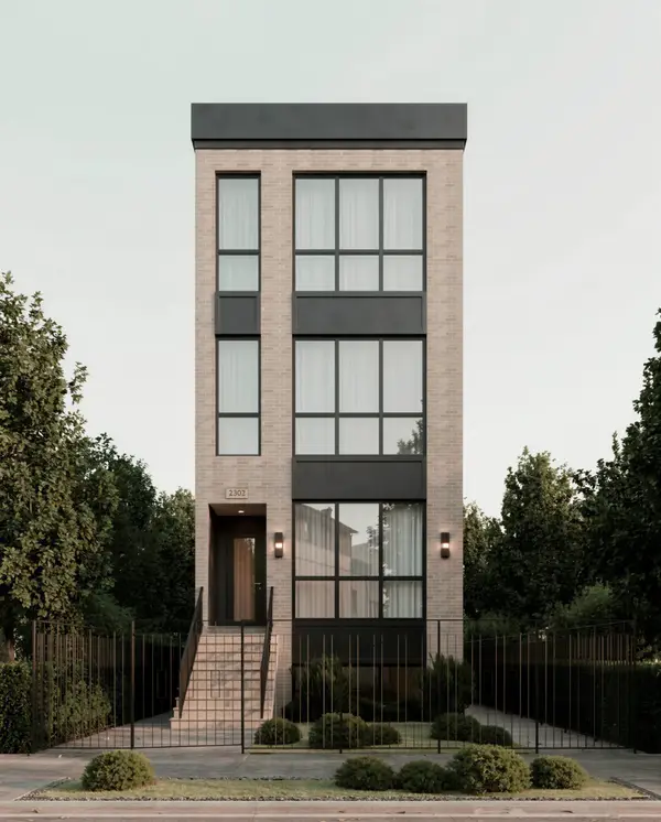 2302 W Huron Street #2, Chicago, IL 60612