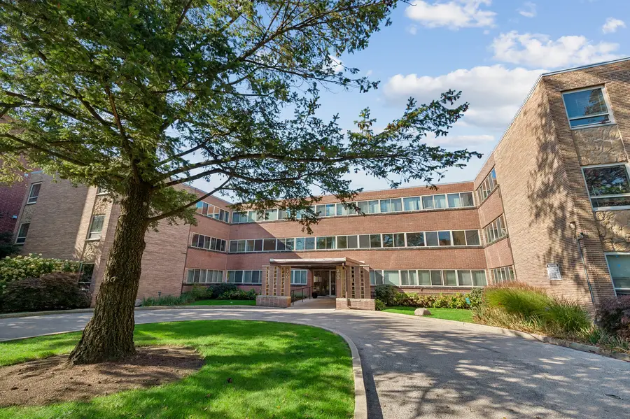 200 Ridge Avenue #1A, Evanston, IL 60202 - #2