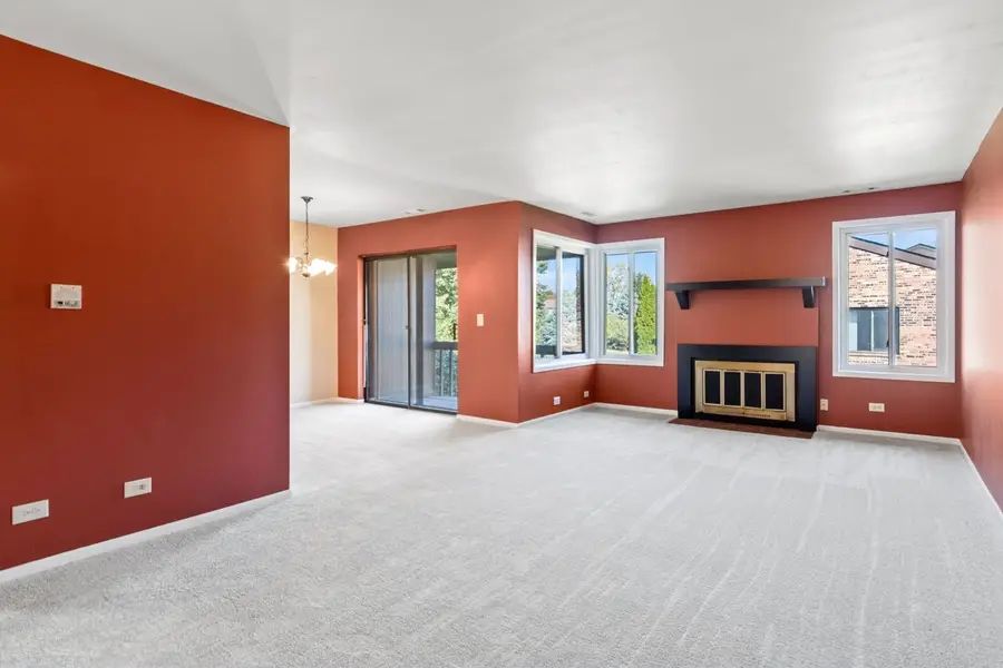 6254 Trinity Drive #2C, Lisle, IL 60532 - #3