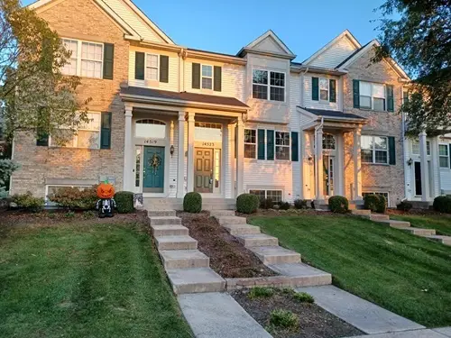 14523 Patriot Square Drive E, Plainfield, IL 60544