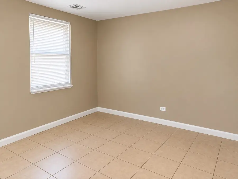 339 W 17th Street, Chicago Heights, IL 60411 - #2