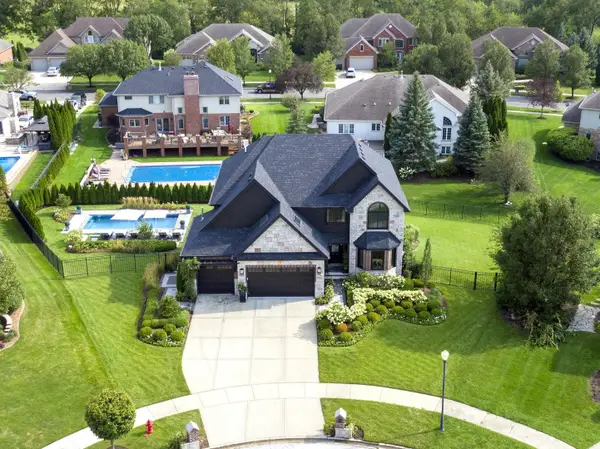 20642 Orchard Court, Frankfort, IL 60423
