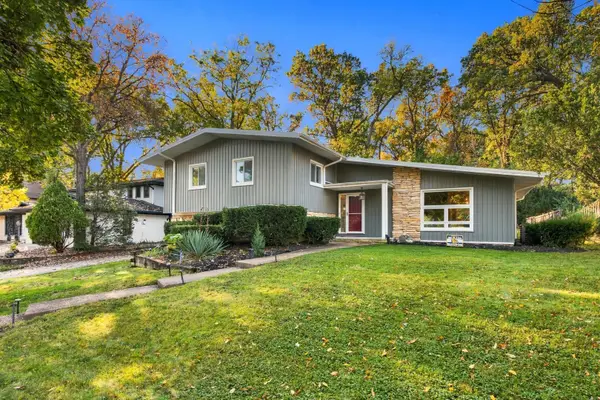 1161 Barneswood Drive, Downers Grove, IL 60515