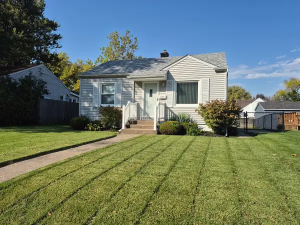 3030 Central Avenue, Bettendorf, IA 52722