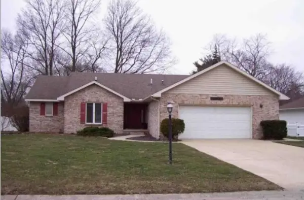 302 W Kipling Drive, Monticello, IL 61856