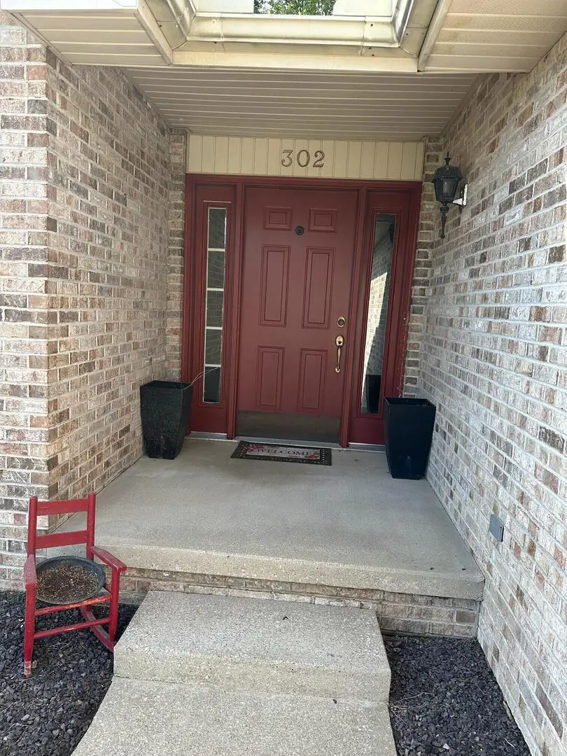 302 W Kipling Drive, Monticello, IL 61856 - #3