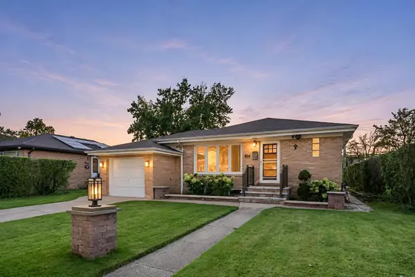 9214 New England Avenue, Morton Grove, IL 60053