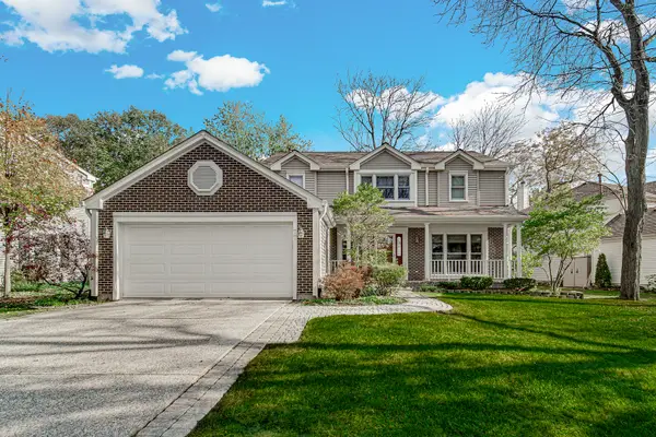77 N Fiore Parkway, Vernon Hills, IL 60061