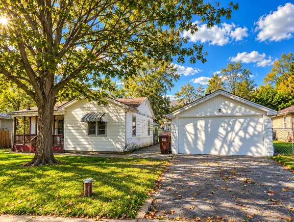 18728 Harding Avenue, Flossmoor, IL 60422
