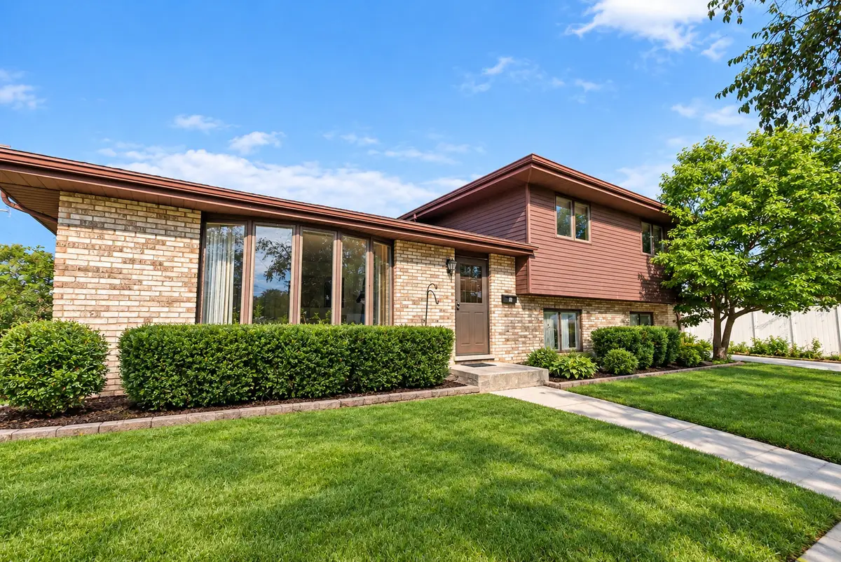 9837 S Kostner Avenue, Oak Lawn, IL 60453 - #1