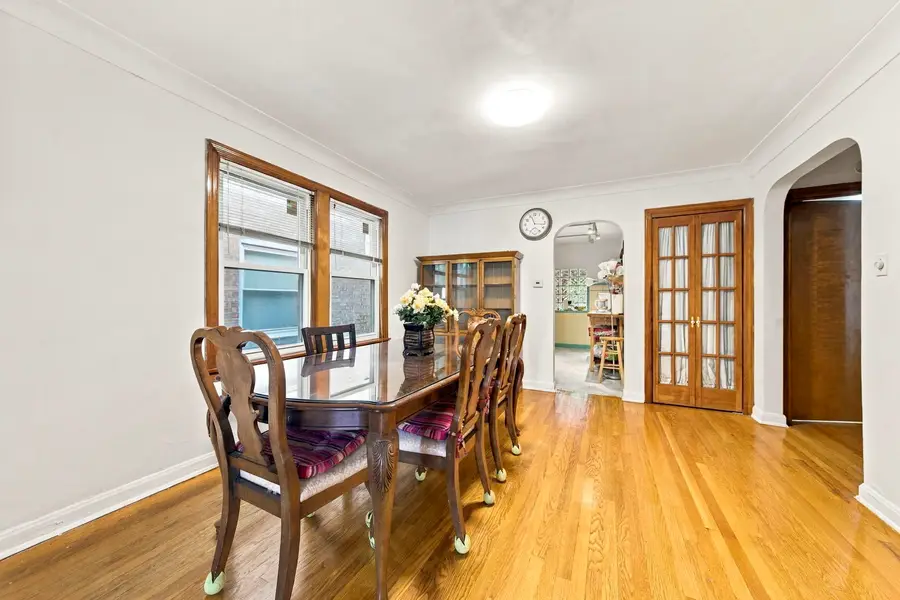 2919 W Jerome Street, Chicago, IL 60645 - #3