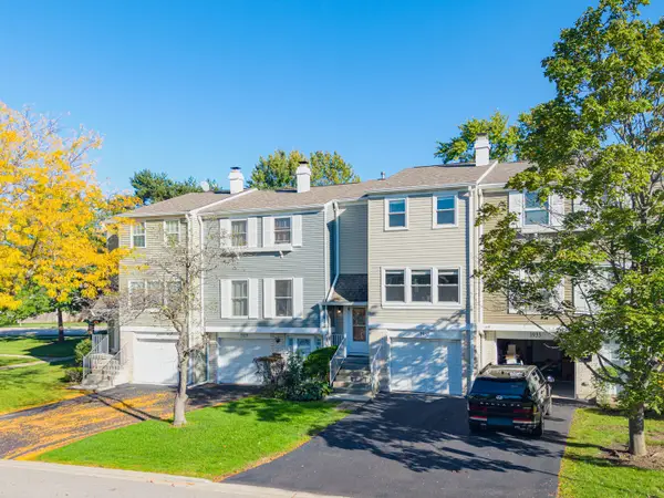 1931 Farnham Court, Schaumburg, IL 60194