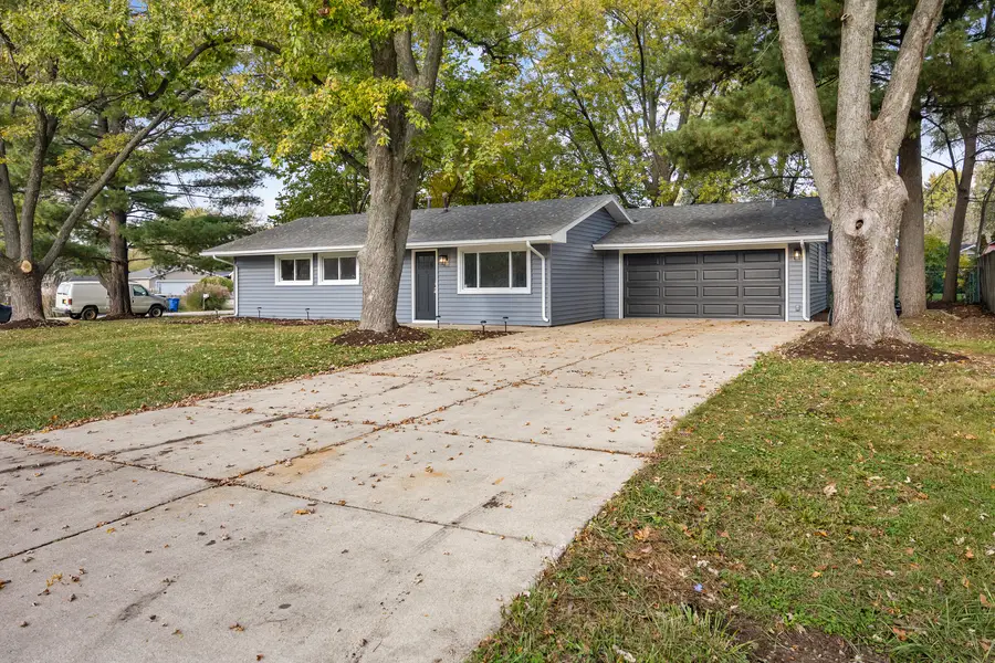 34W784 Skyline Drive, Saint Charles, IL 60174 - #2