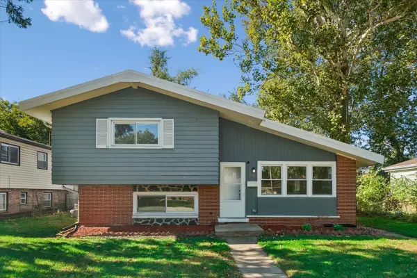 15218 Hastings Drive, Dolton, IL 60419