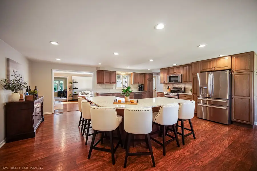 1027 Country Club Lane, Schaumburg, IL 60193 - #3