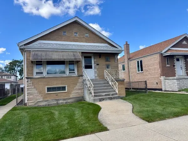 5744 S Menard Avenue, Chicago, IL 60638