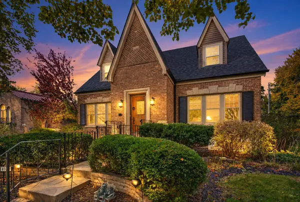 8950 S Oakley Avenue, Chicago, IL 60643