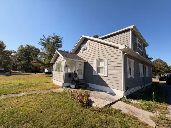 803 Hickman Street, Benton, IL 62812